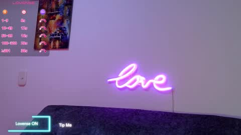 Snapshot of jhordan_fox chatting on February 16, 2026, 12:51 am online show from February 16, 2026, 12:51 am