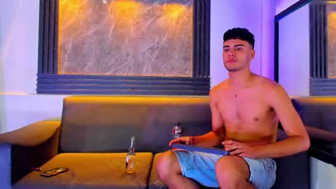 Snapshot of jhostin_1 chatting on November 20, 2025, 9:14 pm jhostin_1 online show from November 20, 2025, 9:14 pm