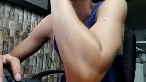 Jhosuamoore  online show from February 17, 2026, 1:02 am