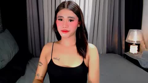 jhuliana_and_charles_room online show from November 2, 2025, 2:25 am