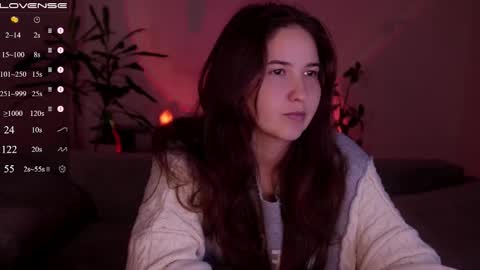 jia_lisaa online show from October 13, 2025, 1:11 pm