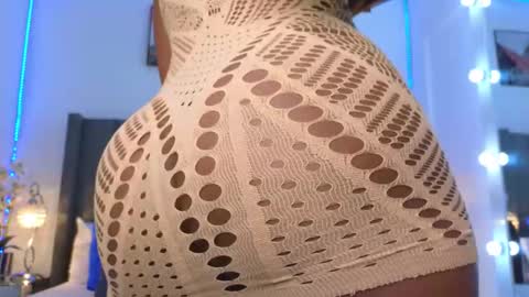 jiah online show from March 11, 2026, 1:55 am