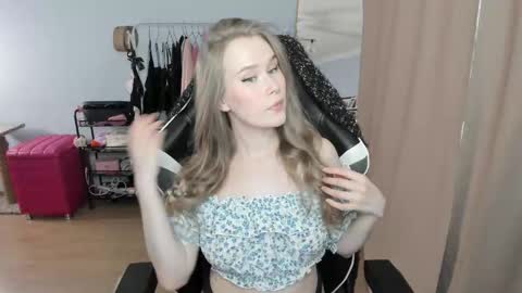 Amy  next stream on Wednesday Thursday Friday Saturday and Sunday at 16 pm GMT3 online show from October 8, 2025, 2:04 pm