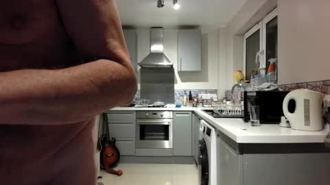 Snapshot of jimmy_benido chatting on November 25, 2025, 7:25 pm Jimmy Benido online show from November 25, 2025, 7:25 pm