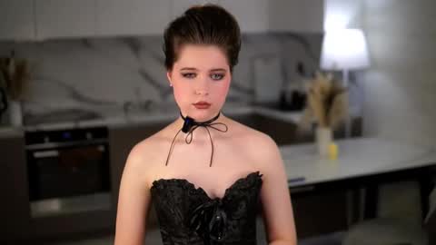 Snapshot of jinbar chatting on November 12, 2025, 2:28 pm Aria online show from November 12, 2025, 2:28 pm