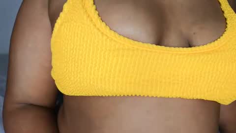 jinglefancypuff online show from December 31, 2024, 7:29 pm