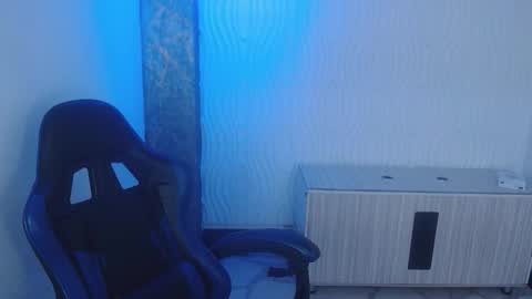 JINX CANDY online show from January 16, 2026, 5:22 am