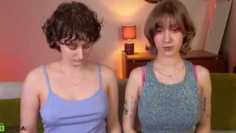Hey Guys We are Julia ginger  Tina brunette online show from September 14, 2025, 5:01 pm