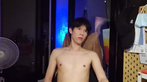 jj_jayjayq online show from November 23, 2025, 6:41 pm