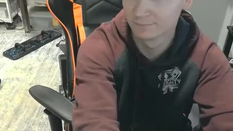 Snapshot of jjhynes402 chatting on October 27, 2025, 6:45 pm Jake online show from October 27, 2025, 6:45 pm