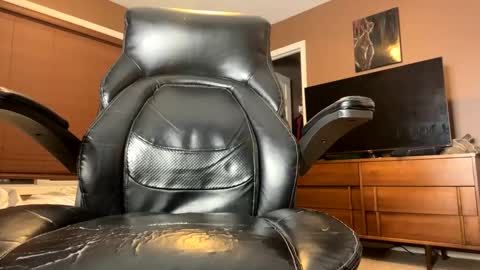 jjjjjfive online show from January 26, 2025, 6:28 am