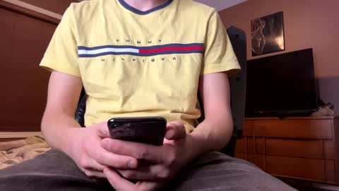 jjjjjfive online show from February 5, 2025, 9:25 am