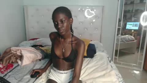 Snapshot of jjojoblackqueen chatting on May 10, 2026, 10:09 am JOJO online show from May 10, 2026, 10:09 am