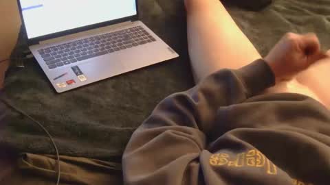 jjunior420 online show from December 5, 2025, 1:58 am