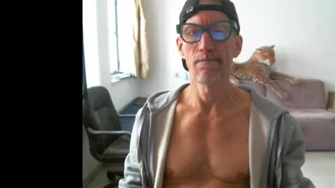 jlmbud online show from February 24, 2026, 10:57 am