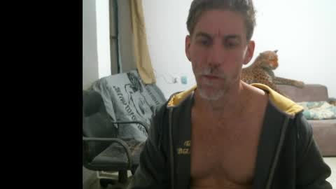 Snapshot of jlmbud chatting on May 24, 2026, 10:37 pm jlmbud online show from May 24, 2026, 10:37 pm