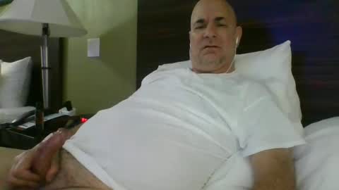 Snapshot of jmichael50 chatting on February 23, 2025, 2:40 am jmichael50 online show from February 23, 2025, 2:40 am