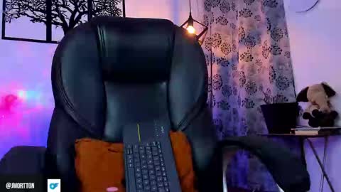 IGJmortton online show from March 4, 2025, 12:50 am