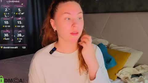 Snapshot of joan_green chatting on July 15, 2026, 2:06 am GMT2 Tue-Wed Fri-Sun 3-9AM Joan green online show from July 15, 2026, 2:06 am