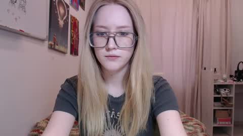 Snapshot of joan_kiss chatting on June 11, 2026, 3:21 pm joan_kiss online show from June 11, 2026, 3:21 pm