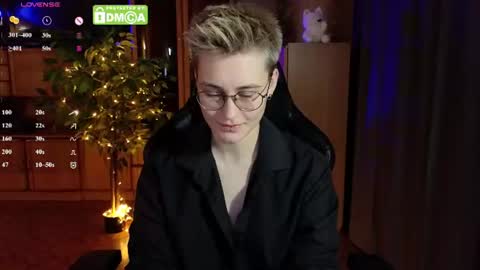 Snapshot of joan_night chatting on June 11, 2026, 6:06 pm J online show from June 11, 2026, 6:06 pm