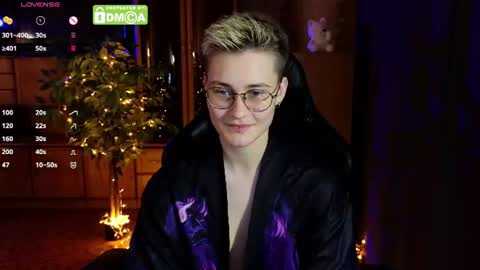 Snapshot of joan_night chatting on July 7, 2026, 7:07 pm J online show from July 7, 2026, 7:07 pm