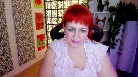 Snapshot of joana_woods chatting on June 19, 2026, 8:51 am Joana online show from June 19, 2026, 8:51 am
