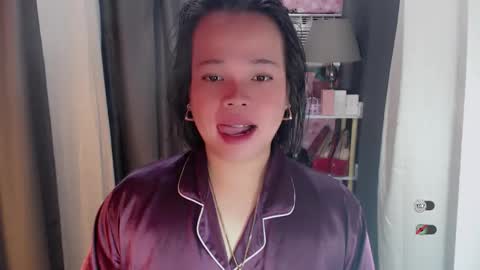 Joana online show from April 12, 2026, 7:41 pm