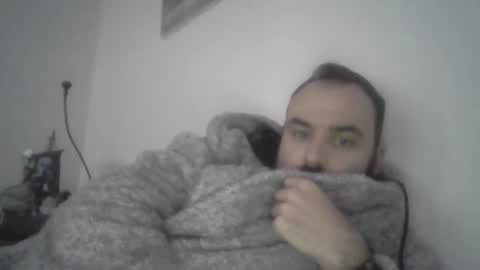 joaodias_18 online show from January 2, 2025, 10:01 pm