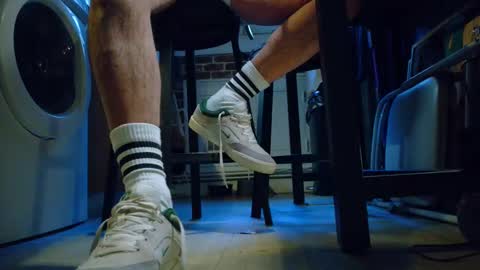 Snapshot of jobbeduval chatting on March 8, 2025, 5:11 pm GUILLAUME feet and socks online show from March 8, 2025, 5:11 pm