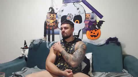 Tiberius online show from November 4, 2025, 9:14 pm