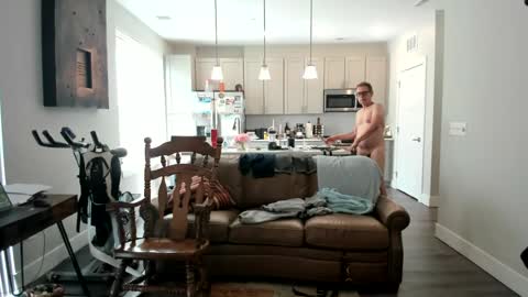 joe1997202399 online show from June 18, 2026, 8:35 pm
