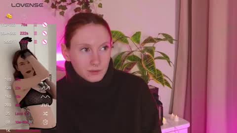 Snapshot of joe___joe chatting on December 5, 2024, 4:20 am Joe online show from December 5, 2024, 4:20 am