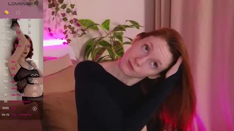 Snapshot of joe___joe chatting on December 11, 2024, 4:28 am Joe online show from December 11, 2024, 4:28 am