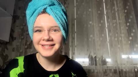 Snapshot of joeannfurgison chatting on February 25, 2026, 7:07 am Aurora online show from February 25, 2026, 7:07 am