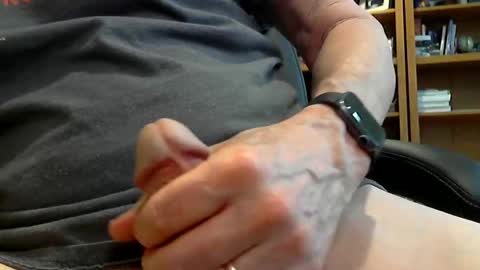 Snapshot of joebutler6970 chatting on June 4, 2026, 4:02 pm joebutler6970 online show from June 4, 2026, 4:02 pm