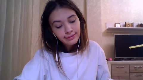 Jennifer online show from October 28, 2025, 5:15 pm