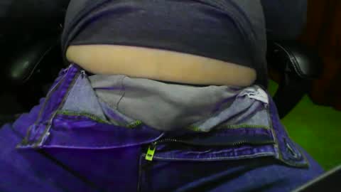 Snapshot of joeyballs123 chatting on April 18, 2026, 3:49 pm joeyballs123 online show from April 18, 2026, 3:49 pm
