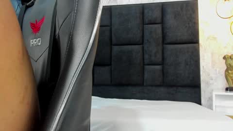     online show from January 21, 2025, 4:21 am