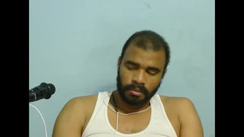 Snapshot of johan2222222222 chatting on February 8, 2026, 6:06 am johan2222222222 online show from February 8, 2026, 6:06 am