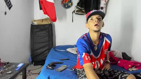 Snapshot of johan_and_antonella chatting on February 18, 2026, 5:47 am johan_and_antonella online show from February 18, 2026, 5:47 am