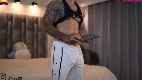 john online show from November 8, 2025, 12:49 pm