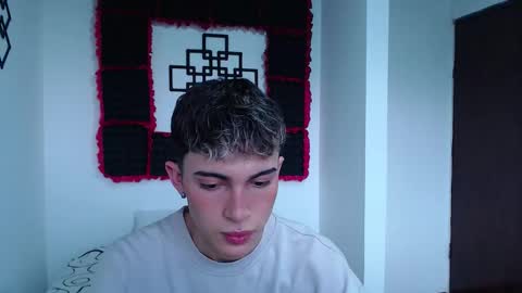 John Vichenso online show from January 15, 2026, 10:35 pm