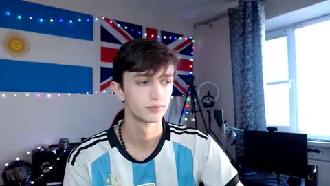 john_winx online show from March 12, 2026, 1:06 pm