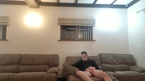 Snapshot of johnathan_stuart33 chatting on March 23, 2026, 11:31 pm johnathan_stuart33 online show from March 23, 2026, 11:31 pm