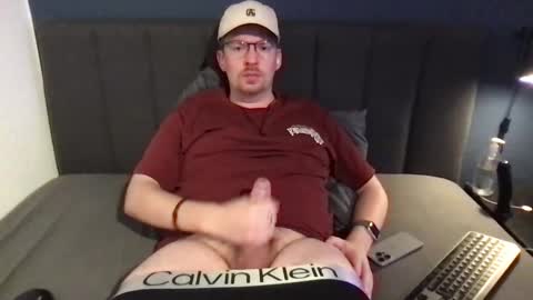 Snapshot of johndor22 chatting on December 20, 2024, 10:22 pm Jones online show from December 20, 2024, 10:22 pm