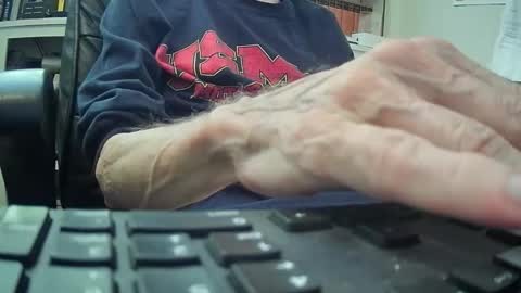 johngp777 online show from April 25, 2026, 10:29 pm