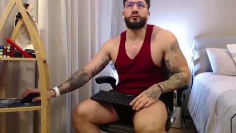 Snapshot of johnklleyn chatting on July 9, 2026, 7:40 pm john online show from July 9, 2026, 7:40 pm