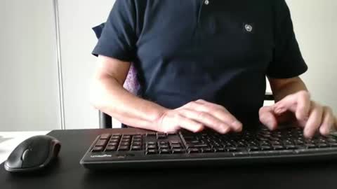 Snapshot of johnny_walker14 chatting on February 3, 2026, 11:04 am johnny_walker14 online show from February 3, 2026, 11:04 am