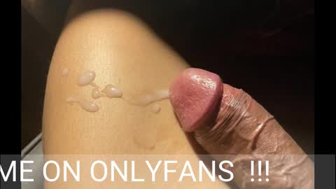 Snapshot of johnnyfun_xxx chatting on January 27, 2025, 12:43 am Johnnystrongarms                 online show from January 27, 2025, 12:43 am